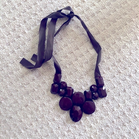 Brown bead necklace with ribbon tie closure. - Picture 2 of 5